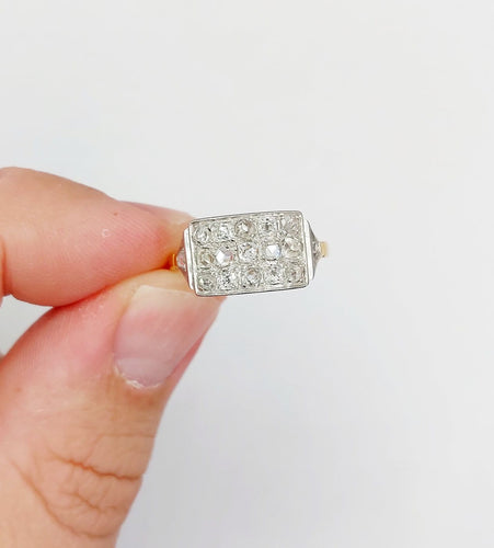 Bague Art déco en or 18k, platine et diamants 58 Facettes A07309