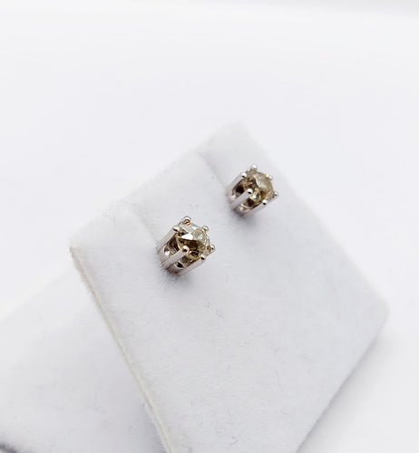 Puces d'oreilles vintage en or blanc et diamants cognac 58 Facettes A07310