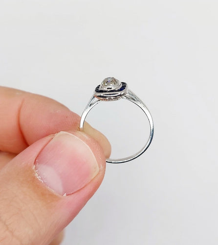 Bague 56 Bague Art déco en platine, diamant et saphirs 58 Facettes A07311