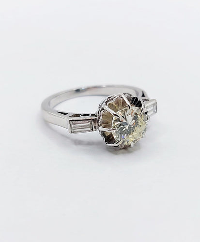 Bague 49 Bague solitaire Art déco en or blanc 18k et diamants 58 Facettes A07313