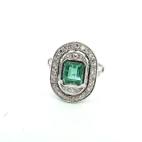 Bague 55 Bague en or blanc 18 kt avec émeraude et diamants 58 Facettes 377/26 N