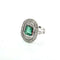 Bague 55 Bague en or blanc 18 kt avec émeraude et diamants 58 Facettes 377/26 N