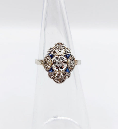 Bague 46 Bague marquise Art déco en or blanc 18K, platine, diamant et saphirs synthétiques 58 Facettes A07321