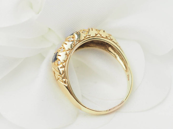 https://cdn.shopify.com/s/files/1/0750/3799/9372/files/l-aurore-bague-jarretiere-or-jaune-saphir_118cb2b3-e523-47c7-bcc6-03157ae09052.jpg?v=1790859123