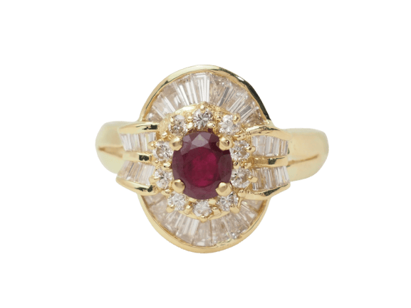 Bague jupe en or jaune, rubis et diamants