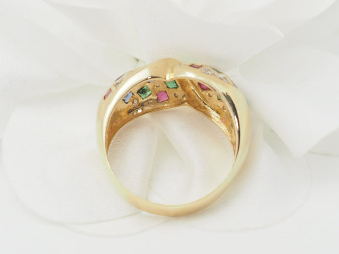 Bague 61 Bague pavée en or jaune, diamants et pierres précieuses 58 Facettes 22233