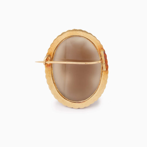 Broche Broche ancienne camée en or jaune 18 carats, sardonyx et perles 58 Facettes BRO73