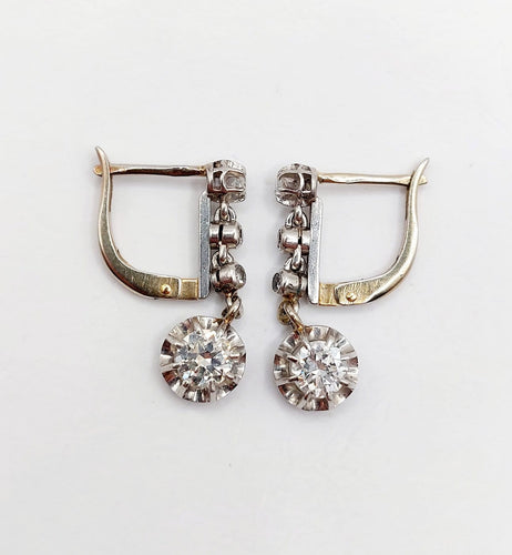 Boucles d'oreilles Dormeuses Art déco - Boucles d'oreilles en or blanc, platine et diamants 58 Facettes A07332
