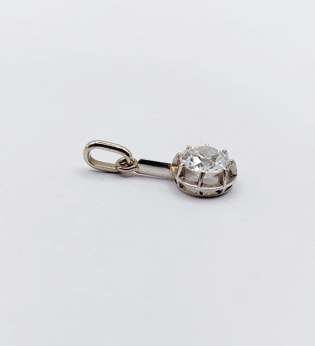 Pendentif Pendentif antique en or blanc et platine, diamant 0,95 ct 58 Facettes A07287