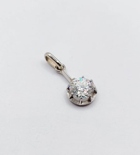 Pendentif Pendentif antique en or blanc et platine, diamant 0,95 ct 58 Facettes A07287