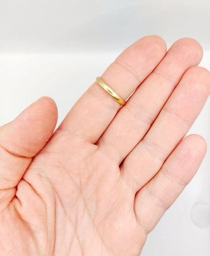 Bague 57.5 Alliance antique gravée en or 18k 58 Facettes A07290