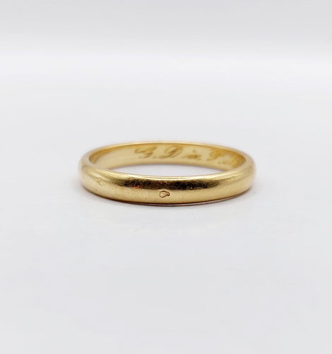 Bague 57.5 Alliance antique gravée en or 18k 58 Facettes A07290