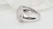 Bague 52.5 Bague ondulée pavée en or blanc et diamants 58 Facettes 18487