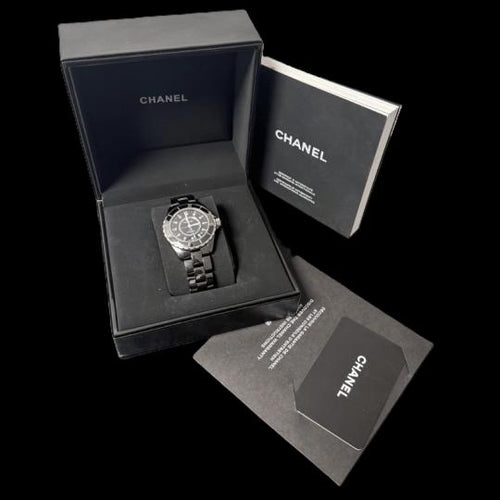 Montre Chanel J-12 - Montre 38 mm en céramique et diamants 58 Facettes MT46967