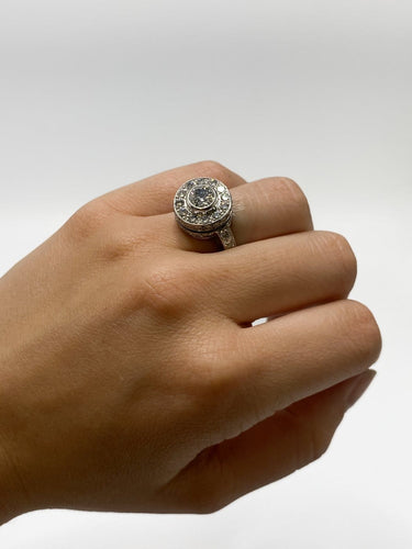 Bague 50 Bague moderne en or blanc 18K et diamants 58 Facettes SKU/260185