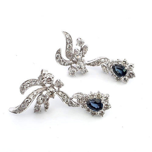 Boucles d'oreilles Boucles d'oreilles en or blanc 18 kt, diamants et saphirs 58 Facettes 322/06 B