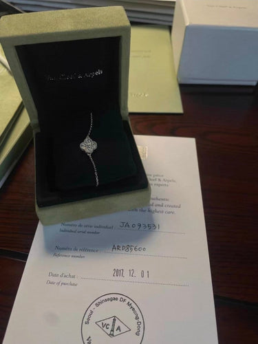Bracelet Van Cleef Arpels - Bracelet Sweet Alhambra en or blanc et diamants 58 Facettes jnci58