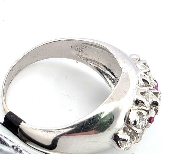 Bague 57 Bague en or blanc 18 ct avec diamants et rubis 58 Facettes 133/26 A 52 26