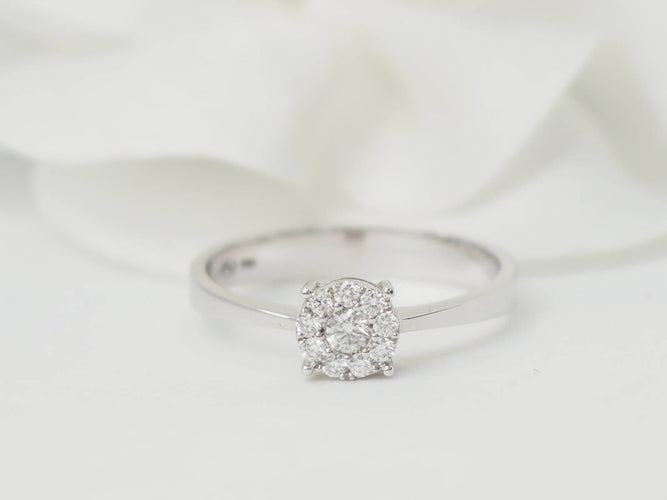 Bague 53 Bague solitaire en or blanc et diamants 0,16 ct 58 Facettes 30917