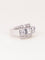 Bague 53 Bague géométrique en or blanc et diamants 58 Facettes 1239
