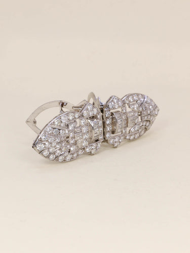 Boucles d'oreilles Broche double clip en or blanc et diamants 58 Facettes 1242.4