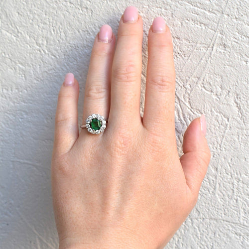 Bague 58 Mellerio - Bague Daisy en platine, émeraude et diamants 58 Facettes RI-1028