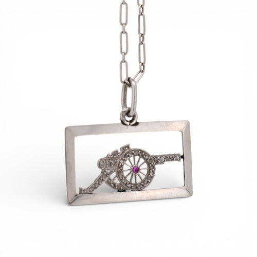 Pendentif Art déco - Pendentif canon en platine, diamants et rubis 58 Facettes PE-1001