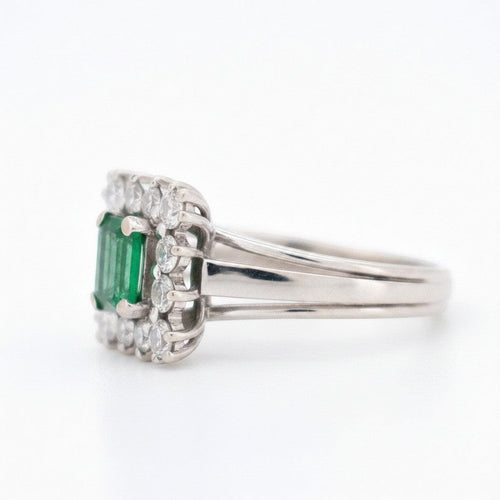 Bague 52 Bague vintage en or blanc avec émeraude et diamants 58 Facettes