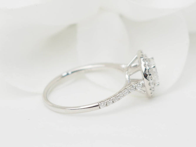 Bague 53 Bague solitaire en or blanc 18 kt et diamants 58 Facettes 31788/32448