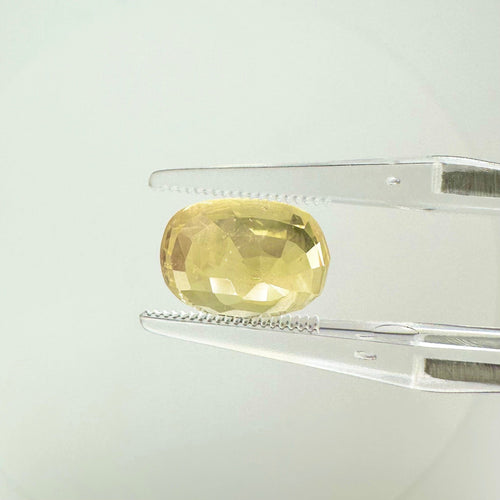Saphir jaune naturel - Pierre coussin ovale 6,10 ct, Ceylan 58 Facettes
