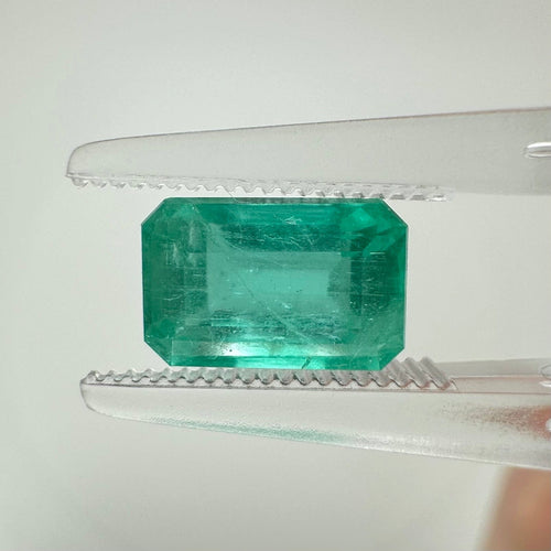 Émeraude de Colombie - Pierre naturelle 1,80 ct 58 Facettes
