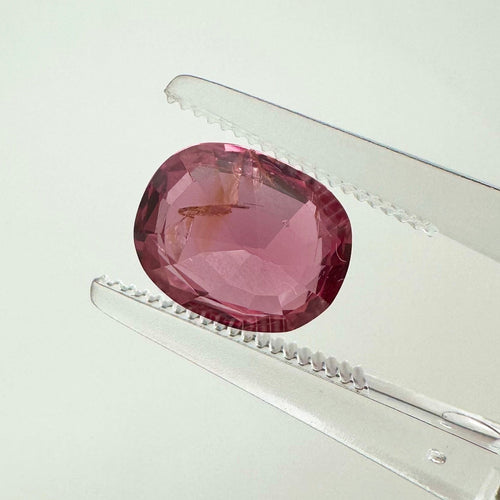Spinelle naturel - Pierre coussin ovale 2,40 ct rose/orange du Vietnam 58 Facettes