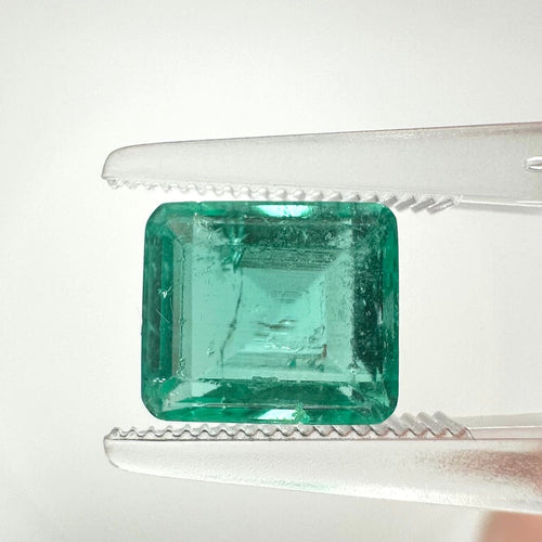 Émeraude de Colombie - Pierre 2,34 ct certifiée 58 Facettes