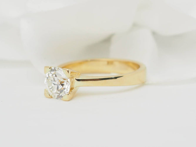 Bague 55 Bague solitaire en or jaune et diamant 1,40 ct 58 Facettes 31380/31535