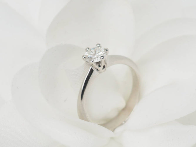 Bague 52 Bague solitaire en or blanc et diamant 0,53 ct 58 Facettes 31903/31120