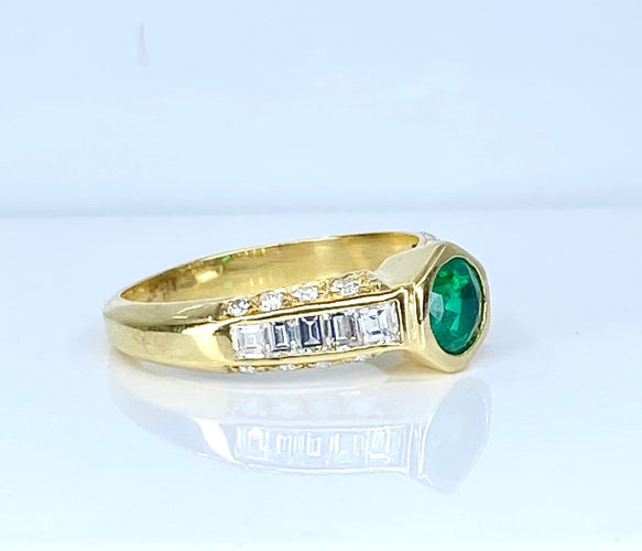 Bague 50 Bague jonc en or jaune 18 carats, émeraude et diamants 58 Facettes AB732