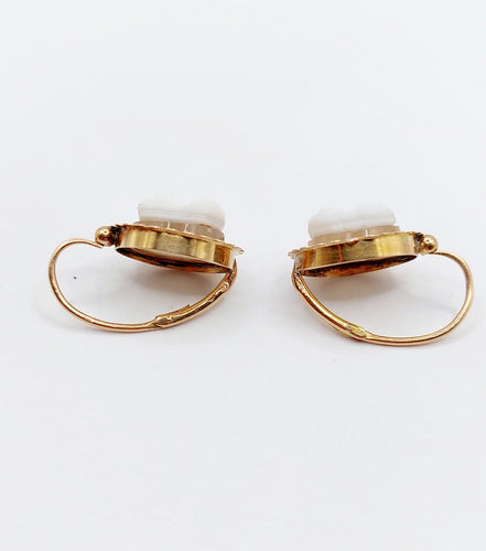 Boucles d'oreilles Dormeuses antiques en or rose 18k ornées de camées 58 Facettes A07240