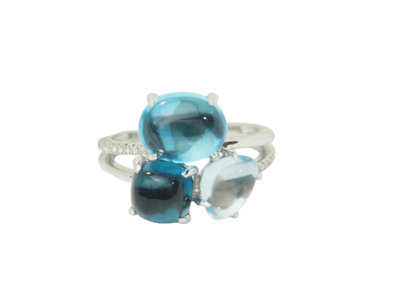 Bague aigue-marine et topazes bleues en or blanc avec diamants