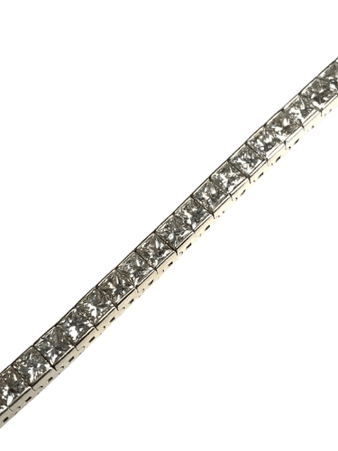 Bracelet tennis rivière en or blanc et diamants 8,50 ct
