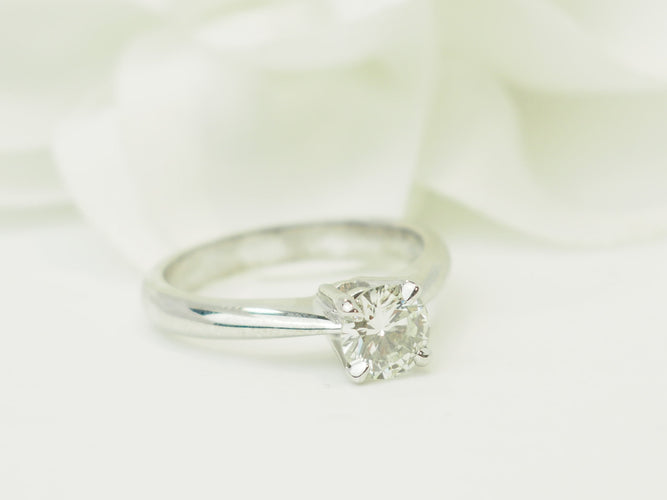 Bague 54 Solitaire - Bague en or blanc et diamant 58 Facettes 18829