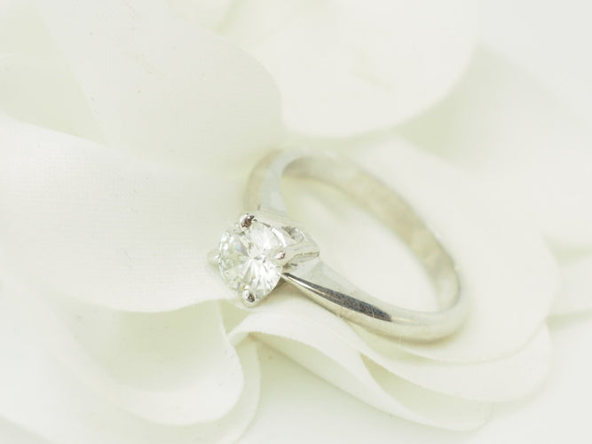 Bague 54 Bague solitaire en or blanc et diamant 0,78 ct certifié LFG 58 Facettes 18829