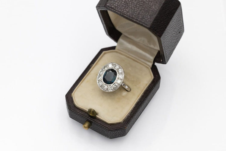 Bague 54 Bague en platine avec saphir et diamants 58 Facettes 12210