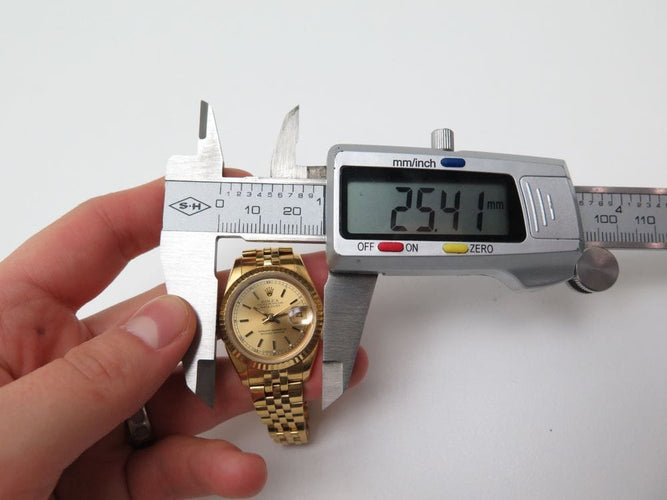 Montre Rolex Datejust - Montre 26 mm en or jaune 18K 58 Facettes 275405