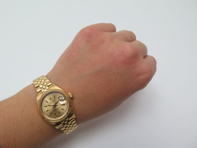 Montre Rolex Datejust - Montre 26 mm en or jaune 18K 58 Facettes 275405