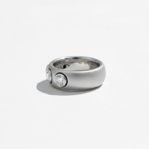 Bague 55 Bague en or blanc et 3 diamants 58 Facettes 1.0000179/7