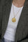 Pendentif Médaille astrologique Cancer - Pendentif en or jaune années 70 58 Facettes