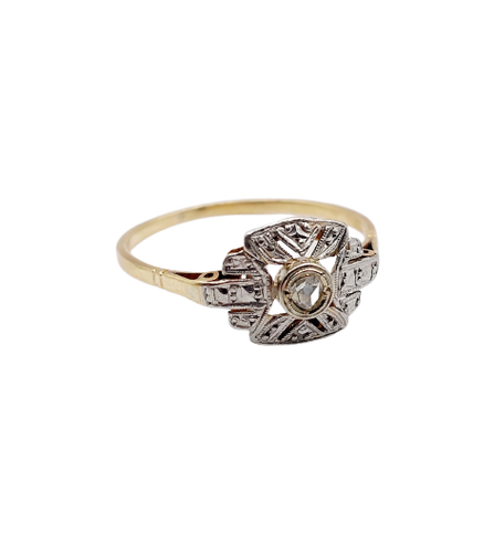 Bague Art déco en or 18K, platine et diamants taille rose