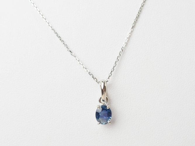 Collier Collier solitaire en or blanc et saphir ovale 58 Facettes CLAL