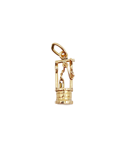 Pendentif vintage en or 18k formant un puits