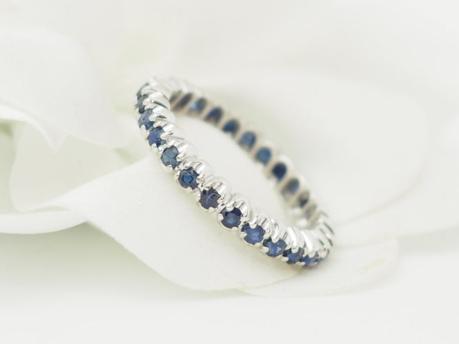 Bague 53 Bague alliance complète en or blanc et saphirs bleus 58 Facettes 27952